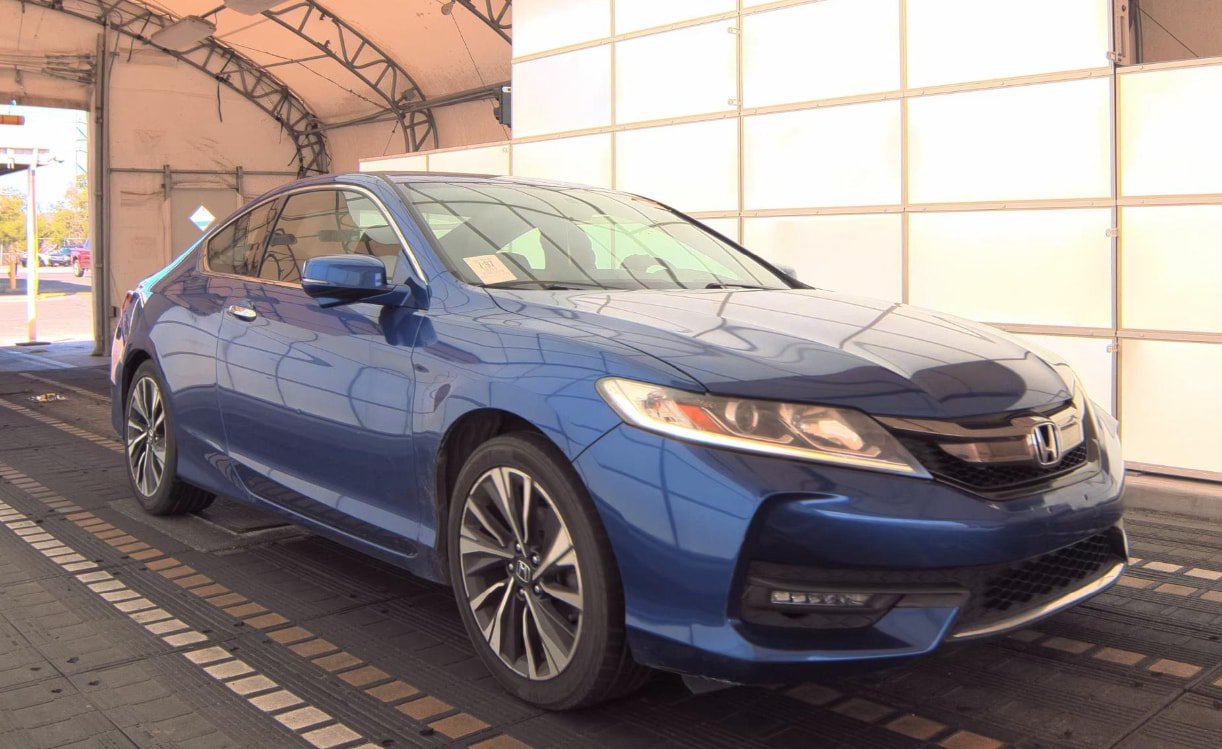 Used 2017 Honda Accord EX image 5