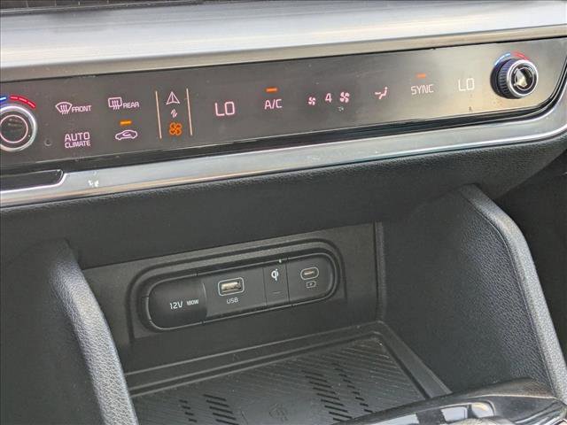 Used 2023 Kia Sportage EX image 15
