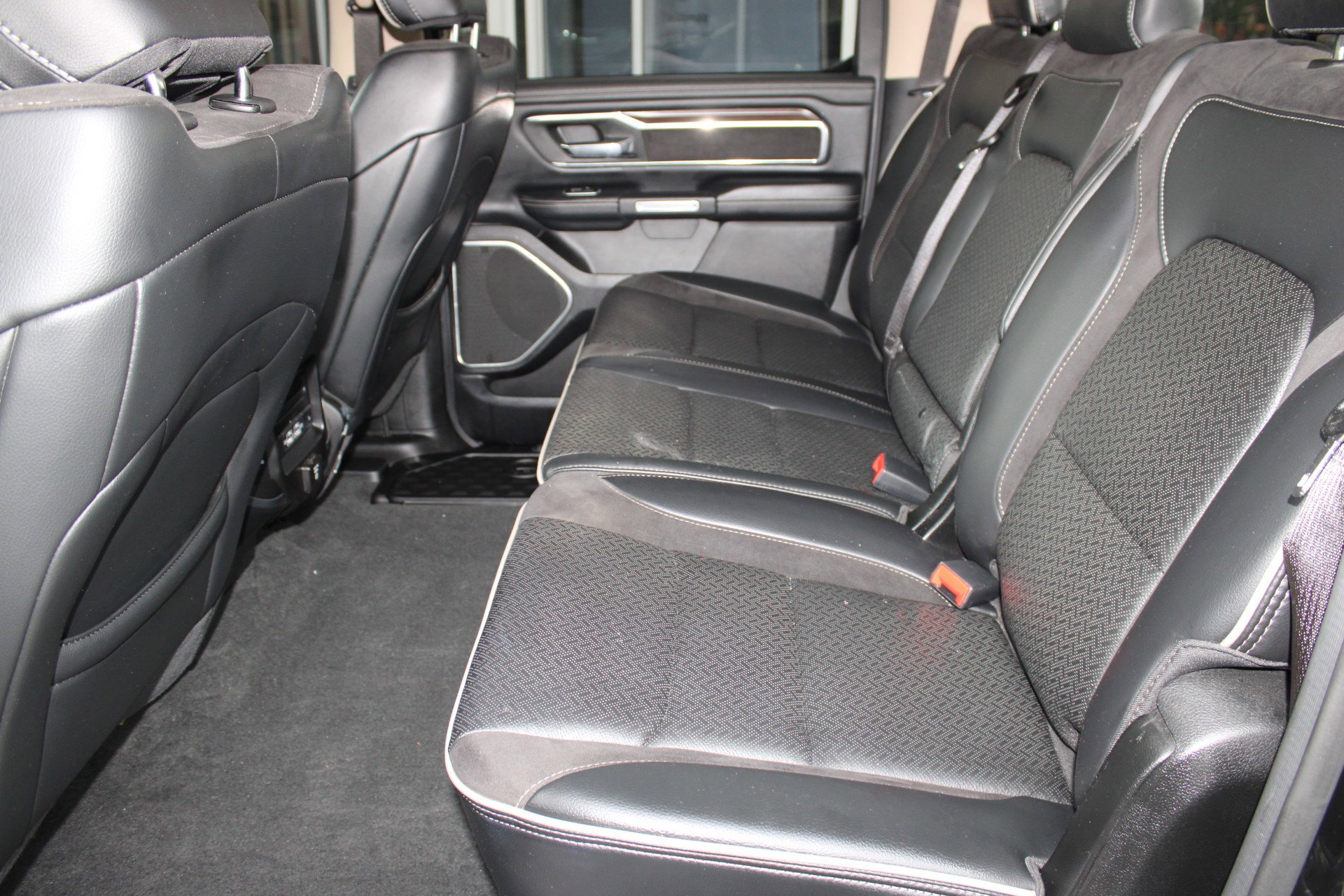 Used 2021 RAM 1500 Laramie image 29