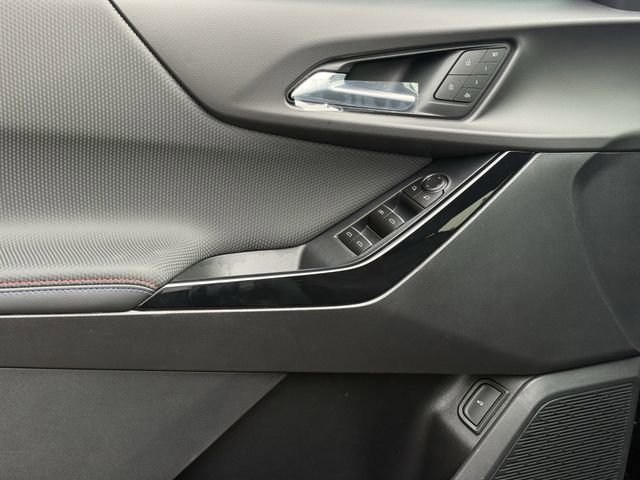 New 2026 Chevrolet Equinox RS w/ Convenience Package III FWD image 25