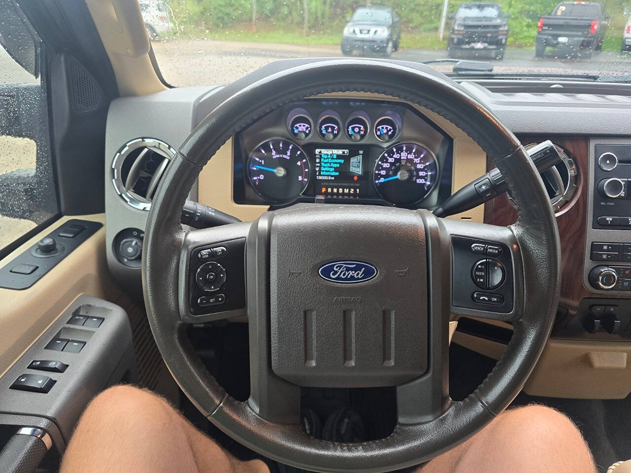 Used 2011 Ford F350 Lariat w/ Lariat Interior Pkg AWD/4WD image 24