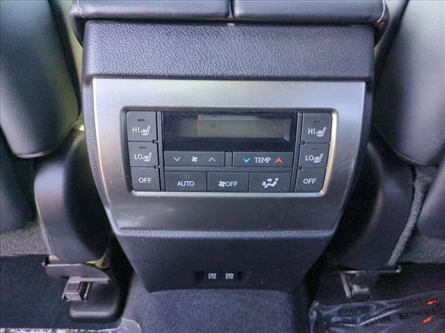 Used 2022 Lexus GX 460 Premium w/ Premium Package AWD/4WD image 17