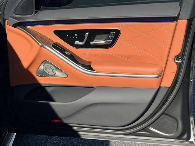 Used 2025 Mercedes-Benz S 63 AMG S image 3