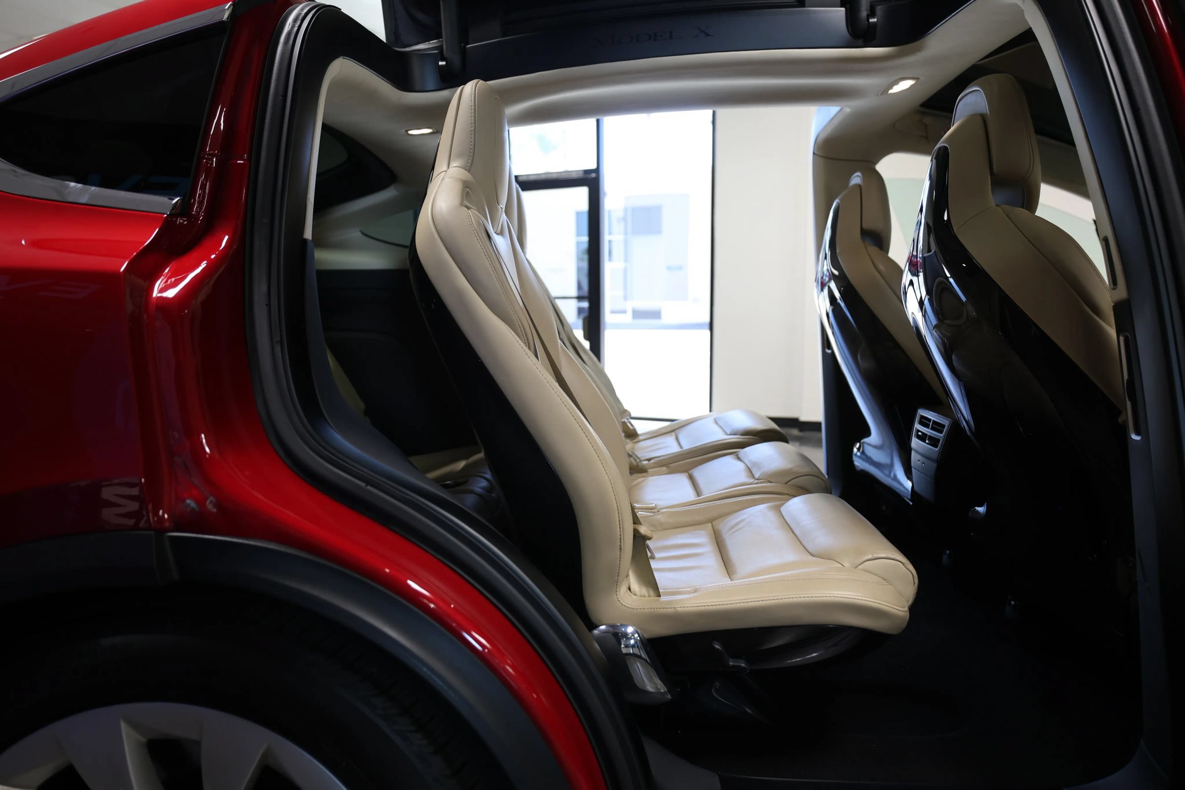 Used 2016 Tesla Model X 90D AWD/4WD image 41
