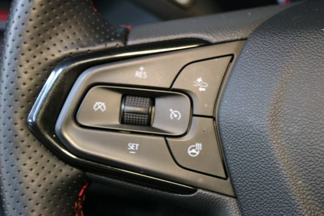 Used 2025 Chevrolet TrailBlazer RS AWD/4WD image 21