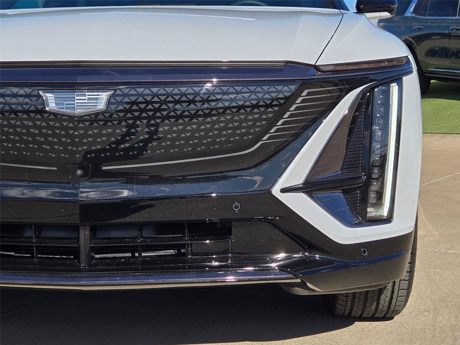 New 2026 Cadillac Lyriq Premium Luxury AWD/4WD image 6