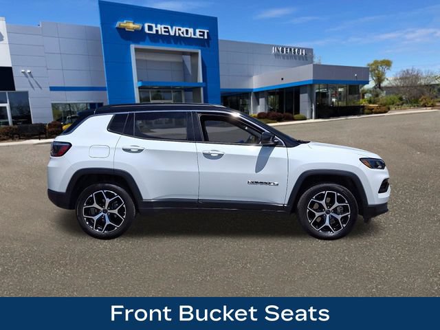 Used 2025 Jeep Compass Limited AWD/4WD image 26