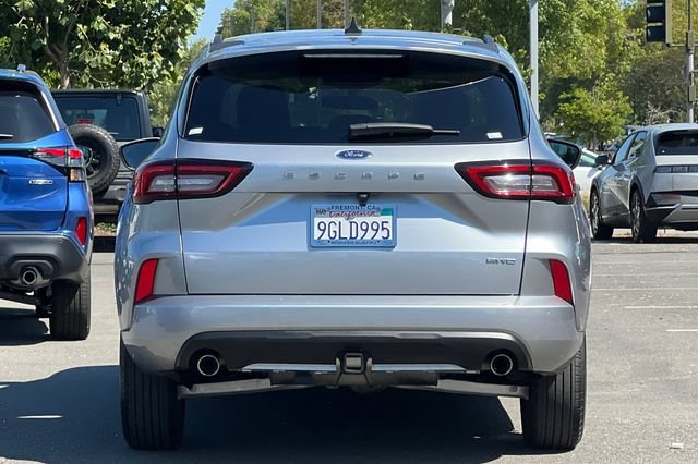 Used 2023 Ford Escape ST-Line Select w/ Class II Trailer Tow Package AWD/4WD image 5