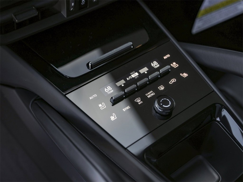 New 2026 Porsche Cayenne GTS image 27