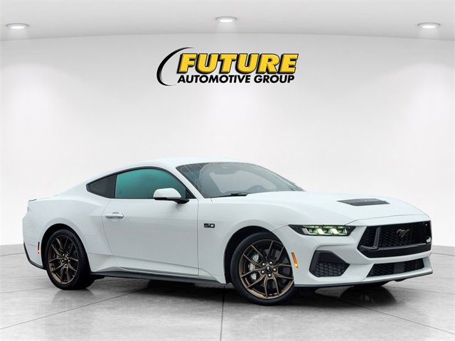 Used 2024 Ford Mustang GT Premium image 1