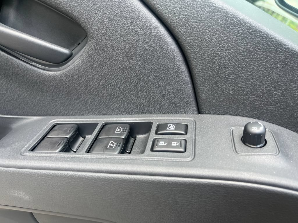 Certified 2026 Nissan Frontier SV RWD image 11