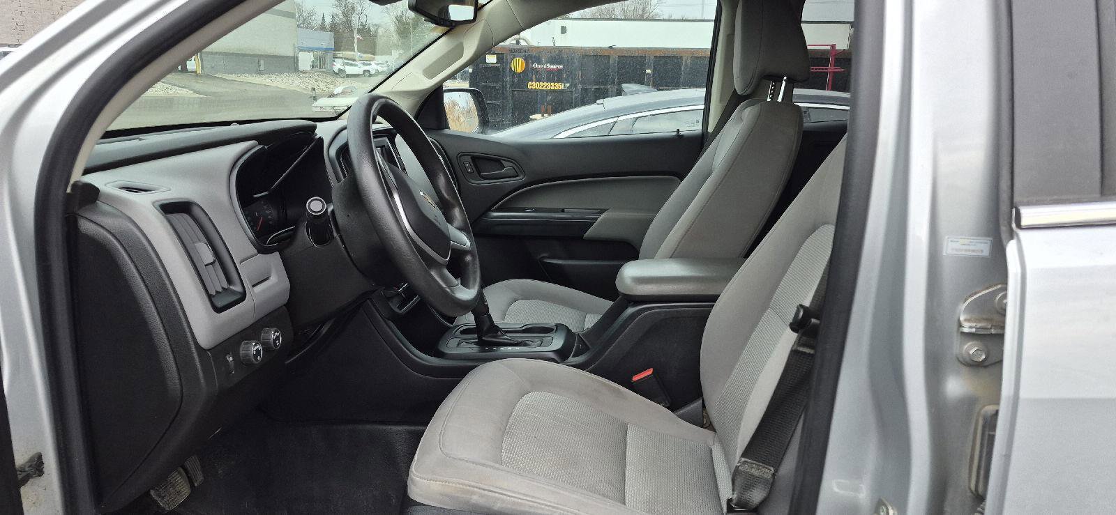 Used 2018 Chevrolet Colorado W/T image 5