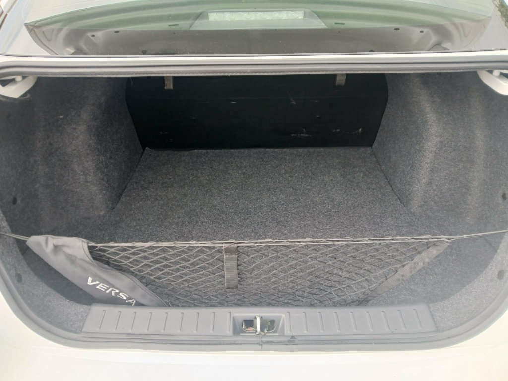 Used 2025 Nissan Versa S w/ Trunk Package FWD image 16