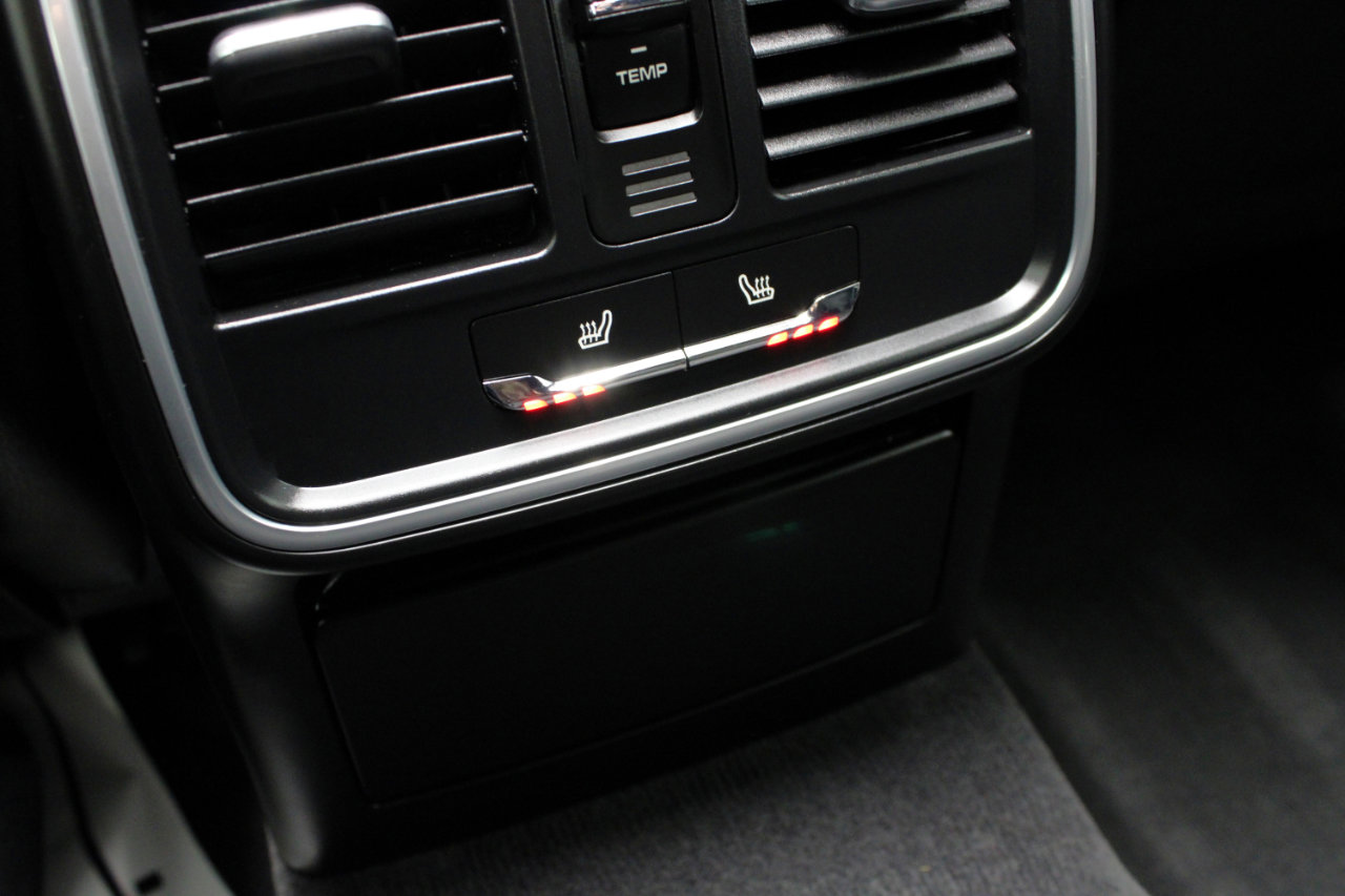 Used 2017 Porsche Macan S image 40