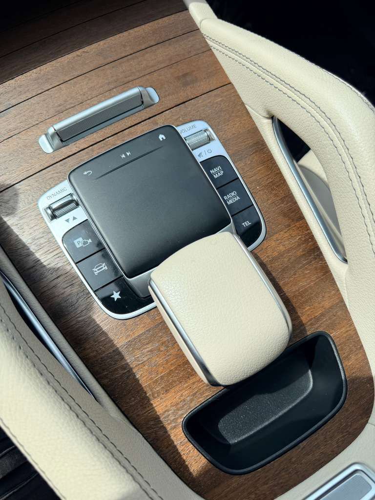 Used 2020 Mercedes-Benz GLE 350 4MATIC image 37