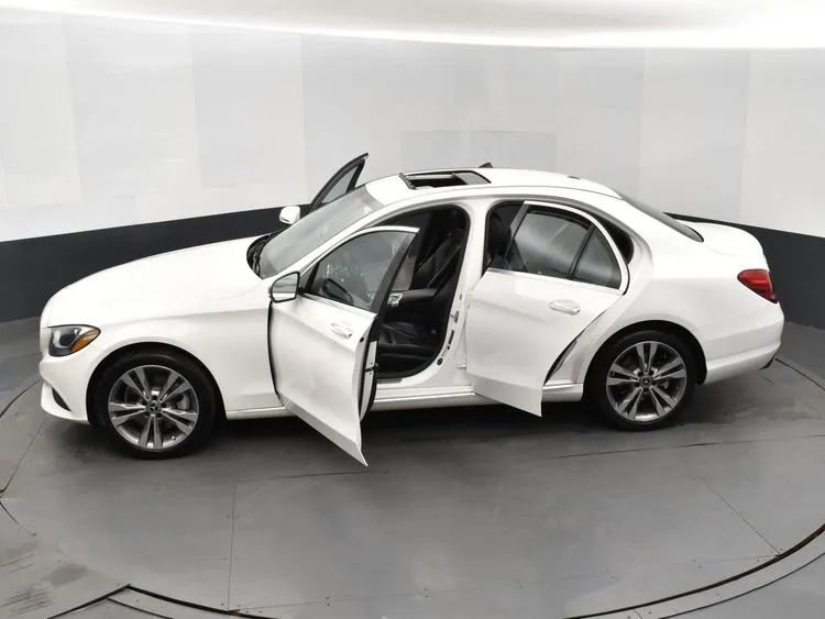 Used 2018 Mercedes-Benz C 300 4MATIC Sedan w/ Premium Package image 7