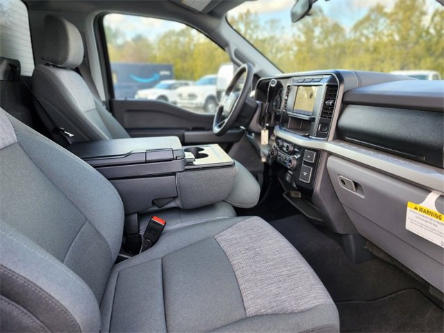 New 2024 Ford F550 4x4 Regular Cab Super Duty w/ XLT Value Package image 10