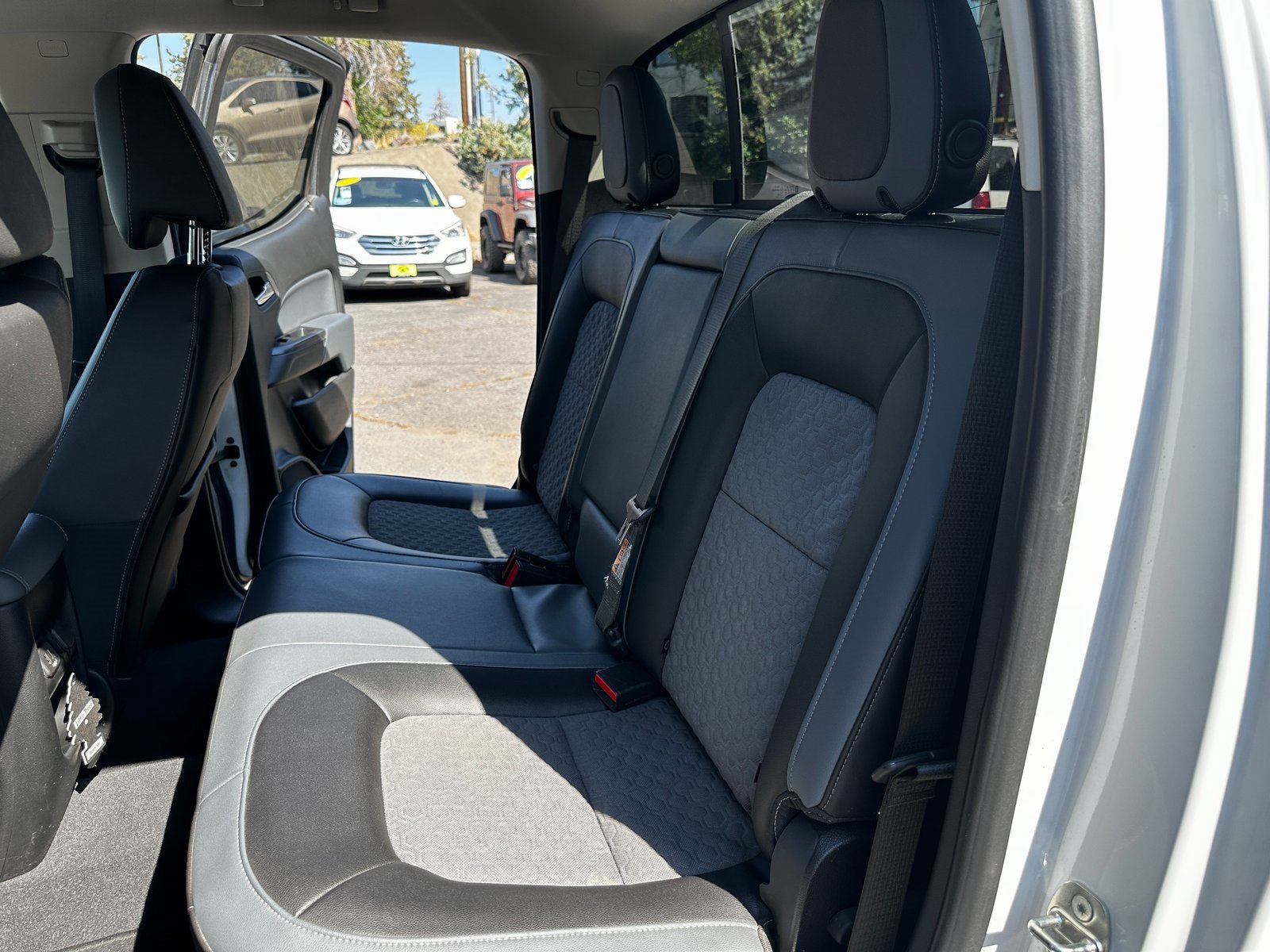 Used 2019 Chevrolet Colorado Z71 image 14