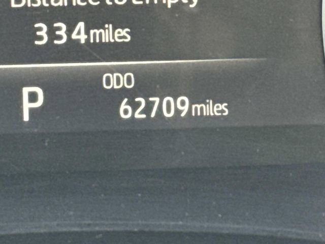 Used 2024 Toyota Highlander LE image 28