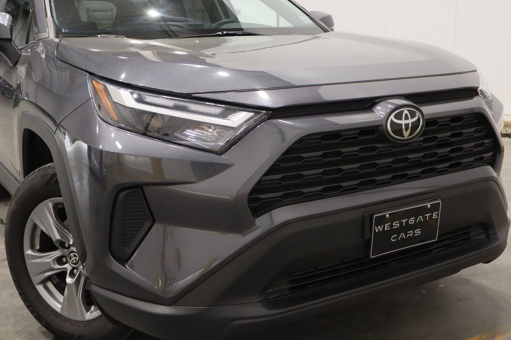 Used 2022 Toyota RAV4 XLE image 48
