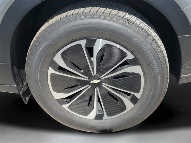 New 2025 Chevrolet Blazer EV LT image 9