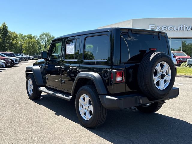 Used 2022 Jeep Wrangler Unlimited Sport w/ Sun And Sound Package AWD/4WD image 4