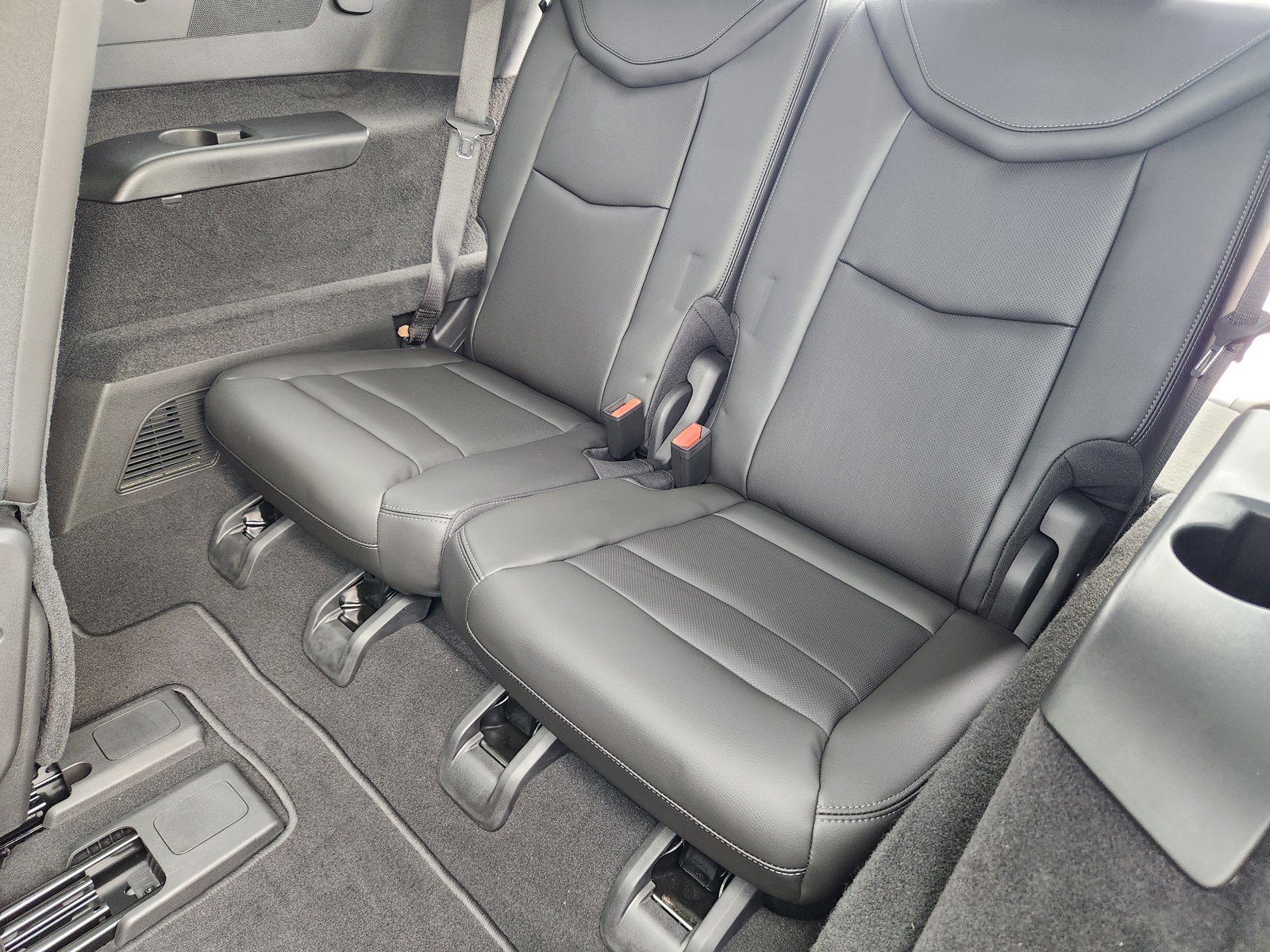 Certified 2023 Cadillac XT6 Premium Luxury w/ Technology Package AWD/4WD image 14