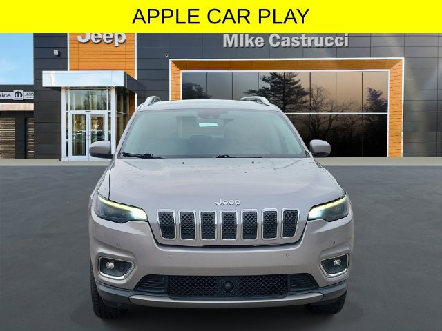 Used 2019 Jeep Cherokee Limited w/ Luxury Group AWD/4WD image 2