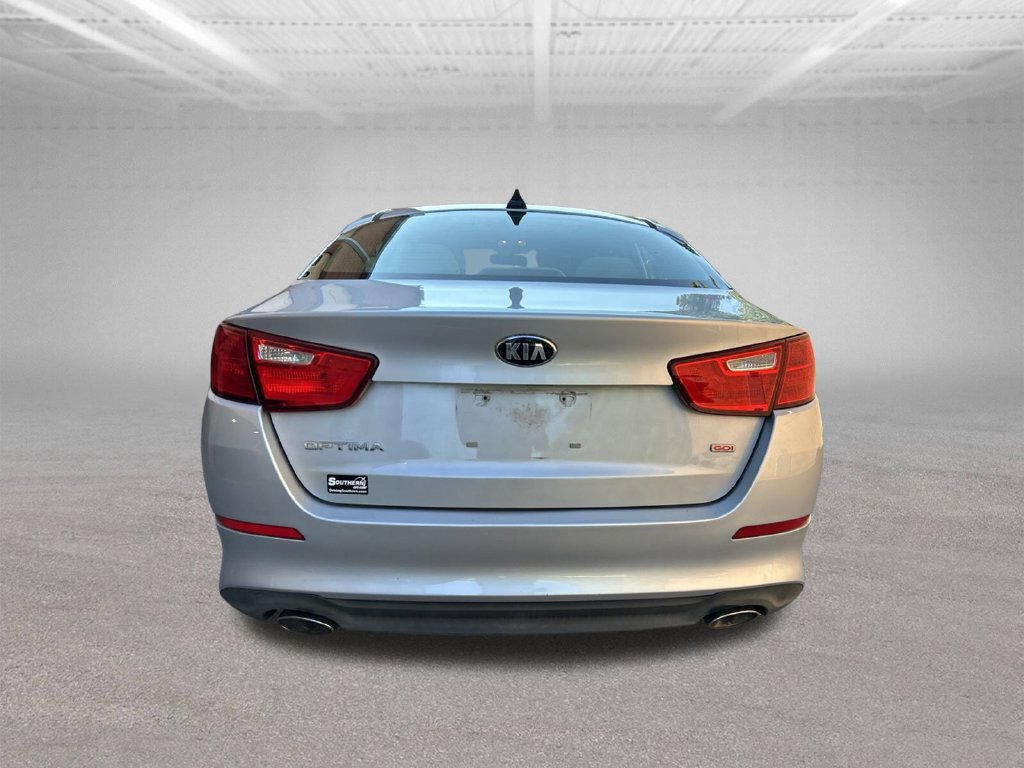Used 2015 Kia Optima LX FWD image 4