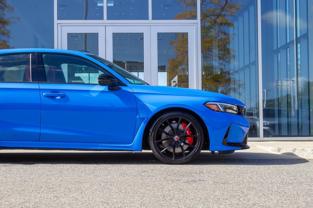 Used 2025 Honda Civic Type R image 5