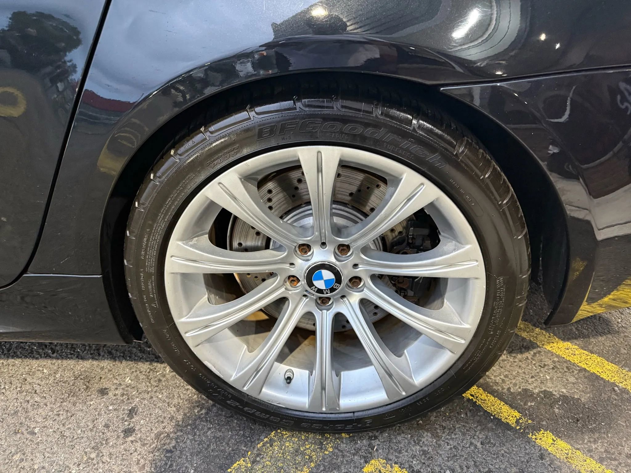 Used 2010 BMW M5 image 35