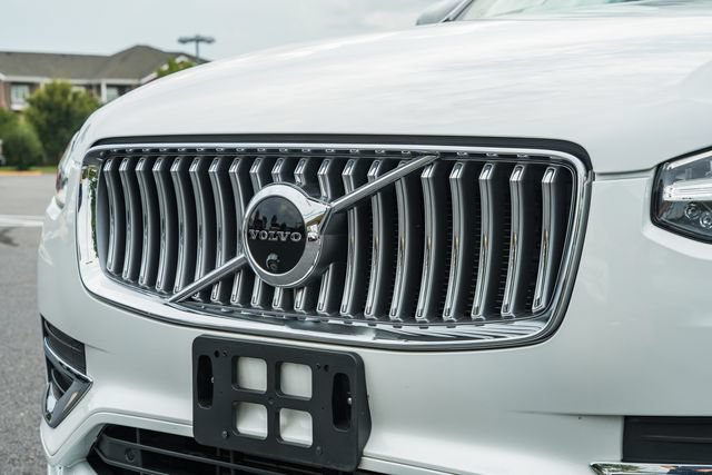 Used 2021 Volvo XC90 T6 Inscription w/ Protection Package Premier AWD/4WD image 12