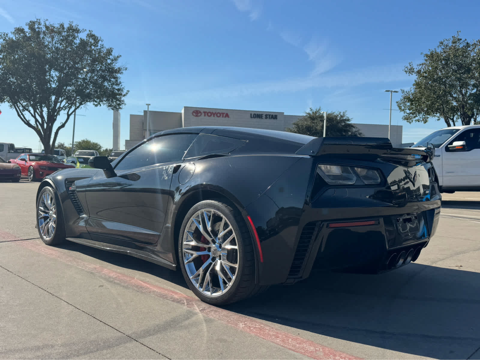 Used 2019 Chevrolet Corvette Z06 RWD image 2