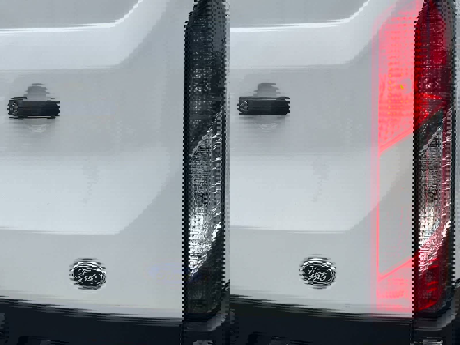 Used 2020 Ford Transit 350 Low Roof image 26