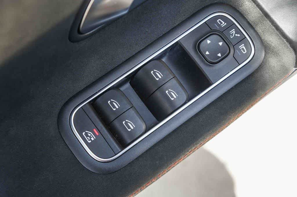 Used 2023 Mercedes-Benz CLA 250 image 23