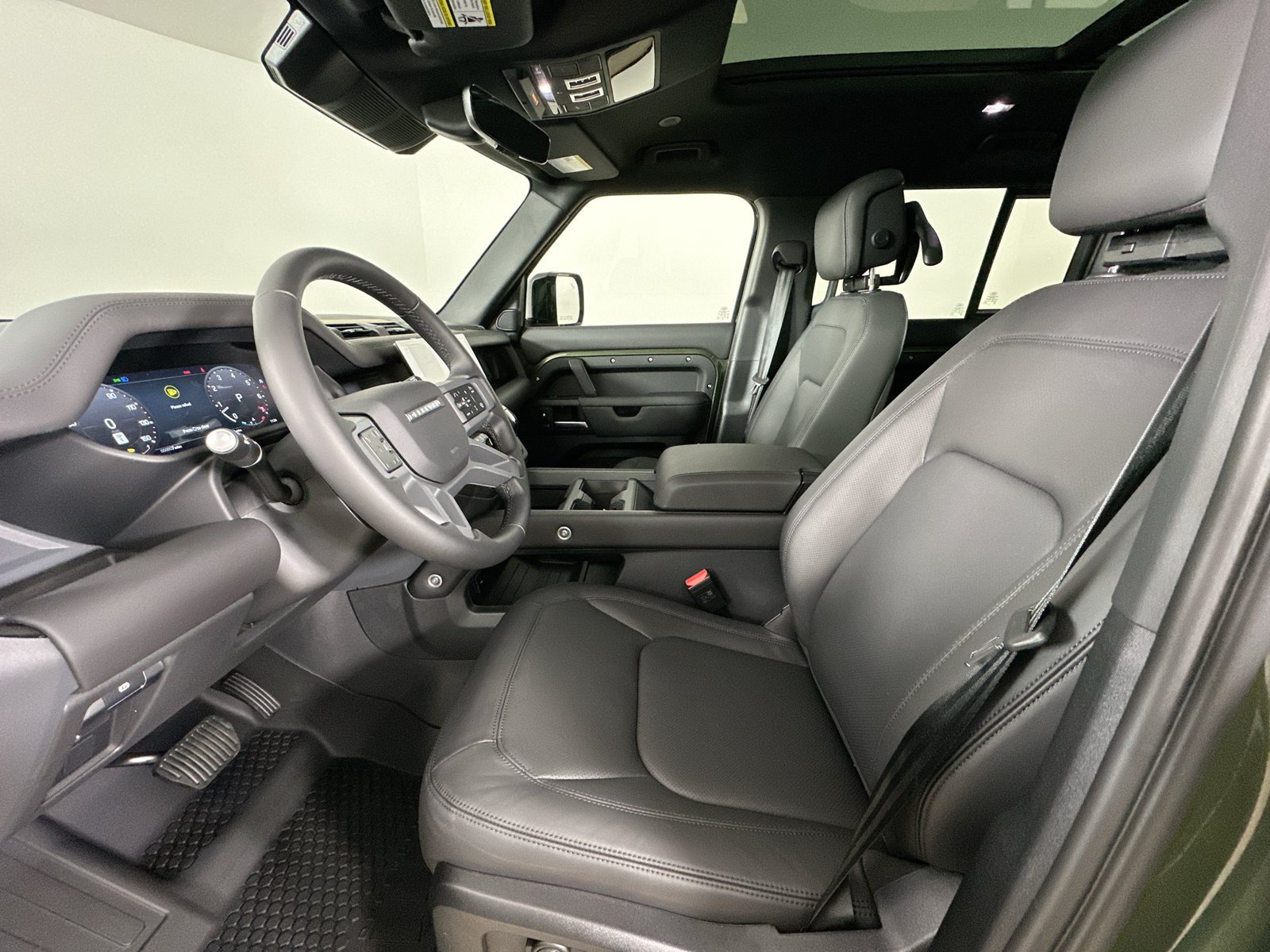 New 2026 Land Rover Defender 110 X-Dynamic SE AWD/4WD image 34