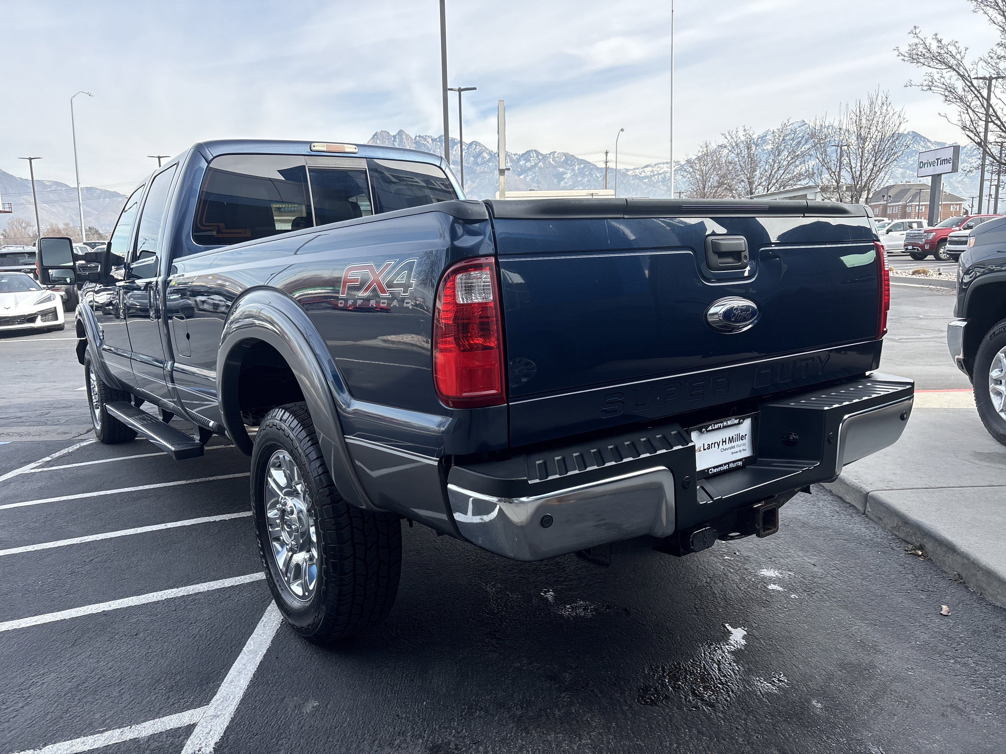 Used 2014 Ford F350 Lariat w/ Lariat Ultimate Package image 3