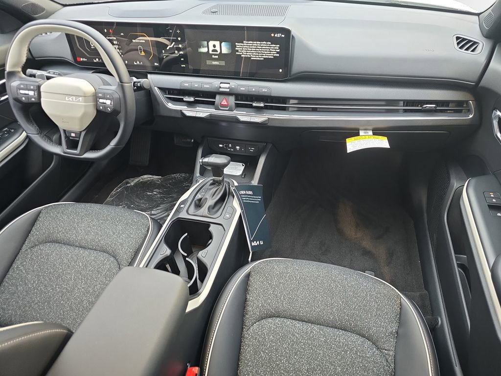 New 2025 Kia K4 GT-Line image 22