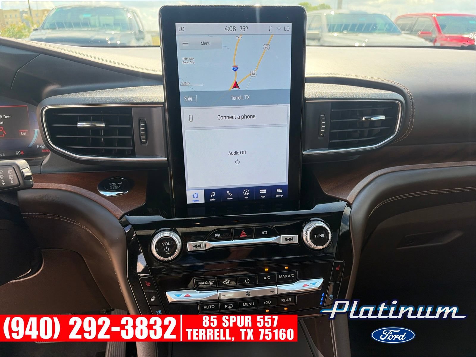 Certified 2022 Ford Explorer King Ranch w/ Technology Package AWD/4WD image 20