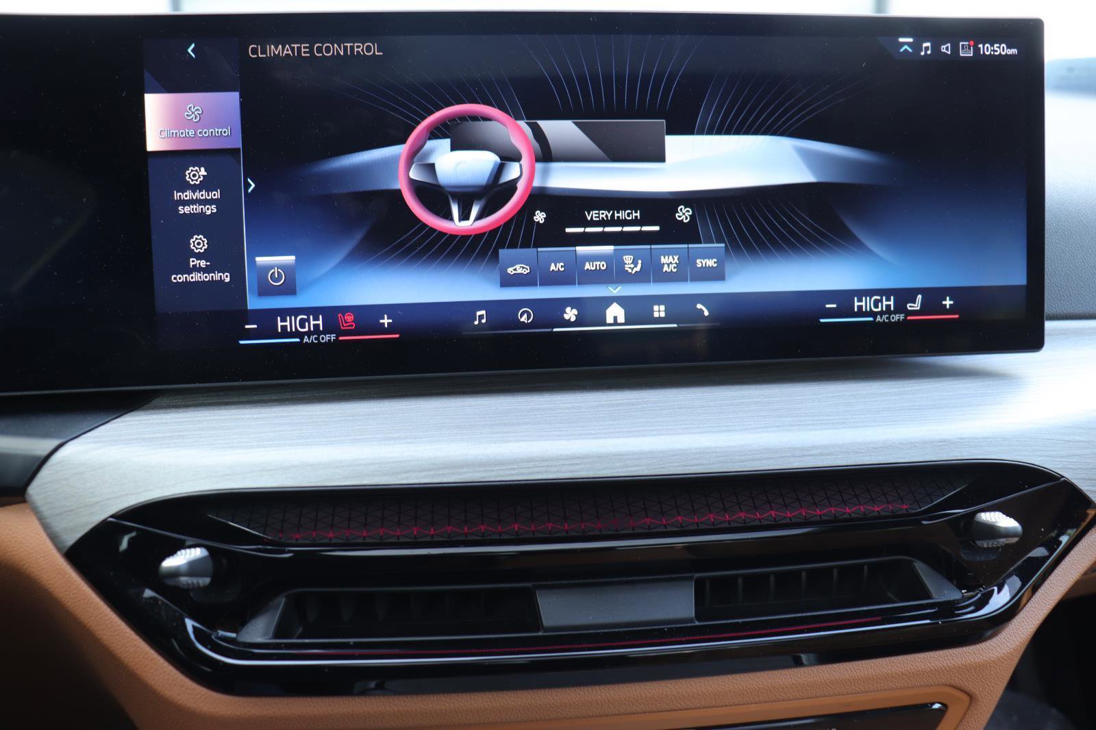 Used 2025 BMW 430i Coupe w/ Convenience Package image 25