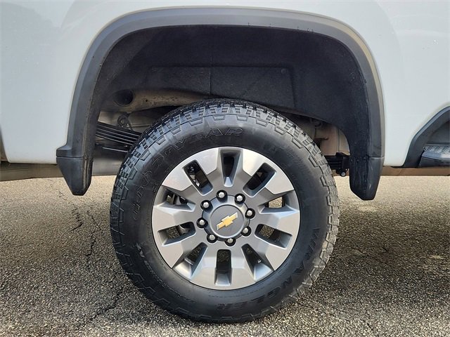 Certified 2025 Chevrolet Silverado 2500 LT w/ Texas Edition image 32