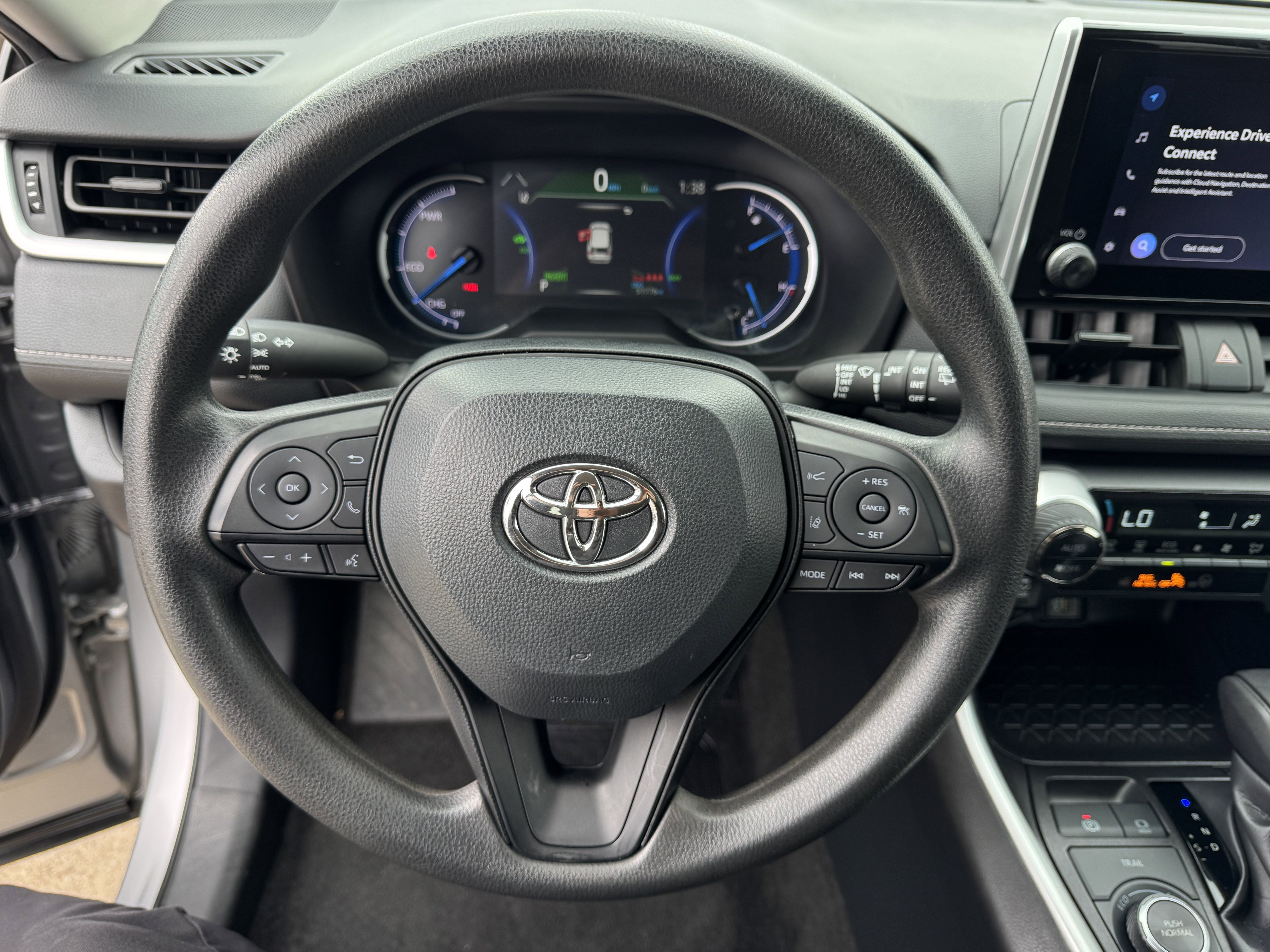 Used 2024 Toyota RAV4 XLE image 17
