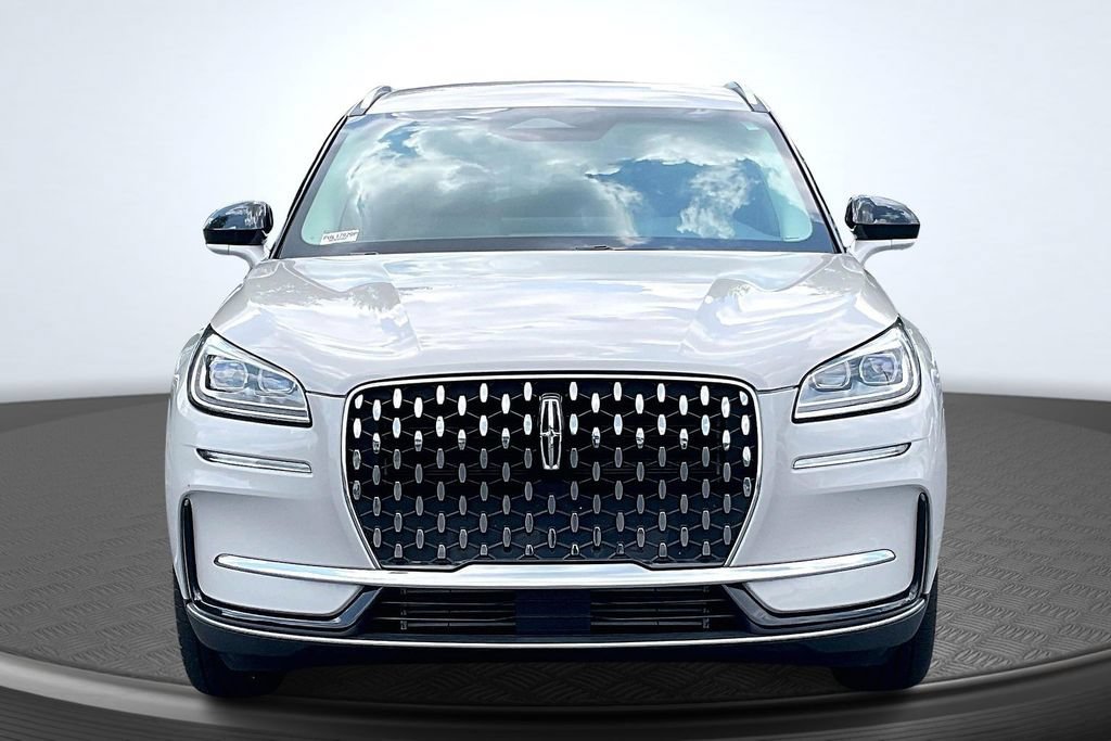 Certified 2023 Lincoln Corsair Reserve FWD image 2