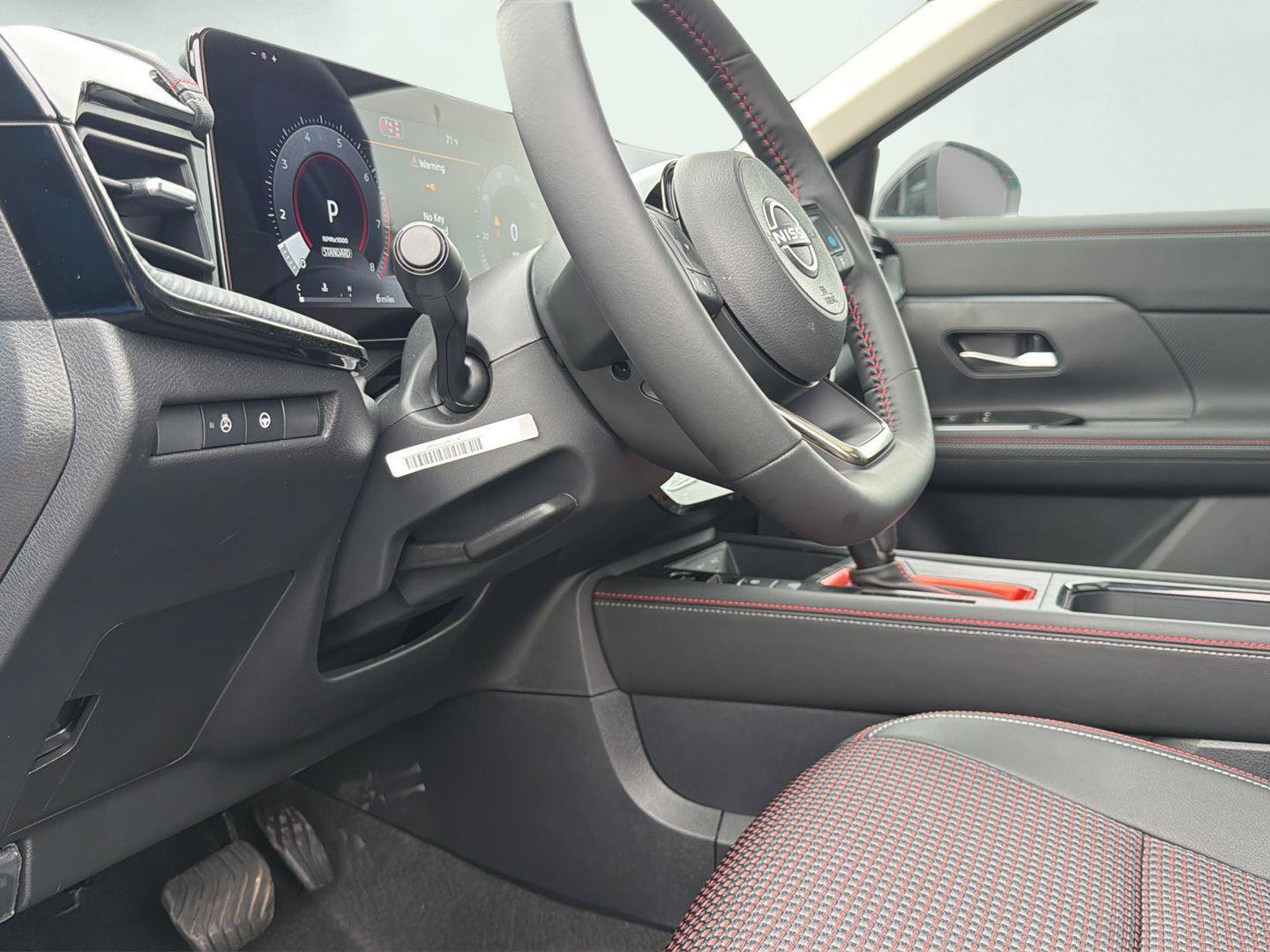New 2027 Nissan Kicks SR AWD/4WD image 9