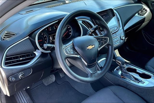 Used 2024 Chevrolet Malibu LT FWD image 16