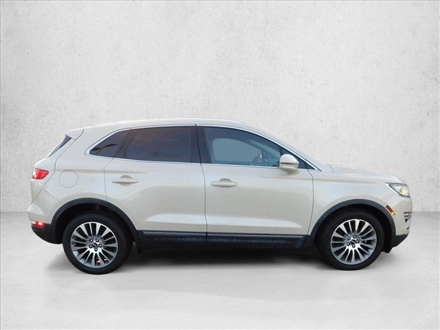 Used 2018 Lincoln MKC Reserve FWD image 4