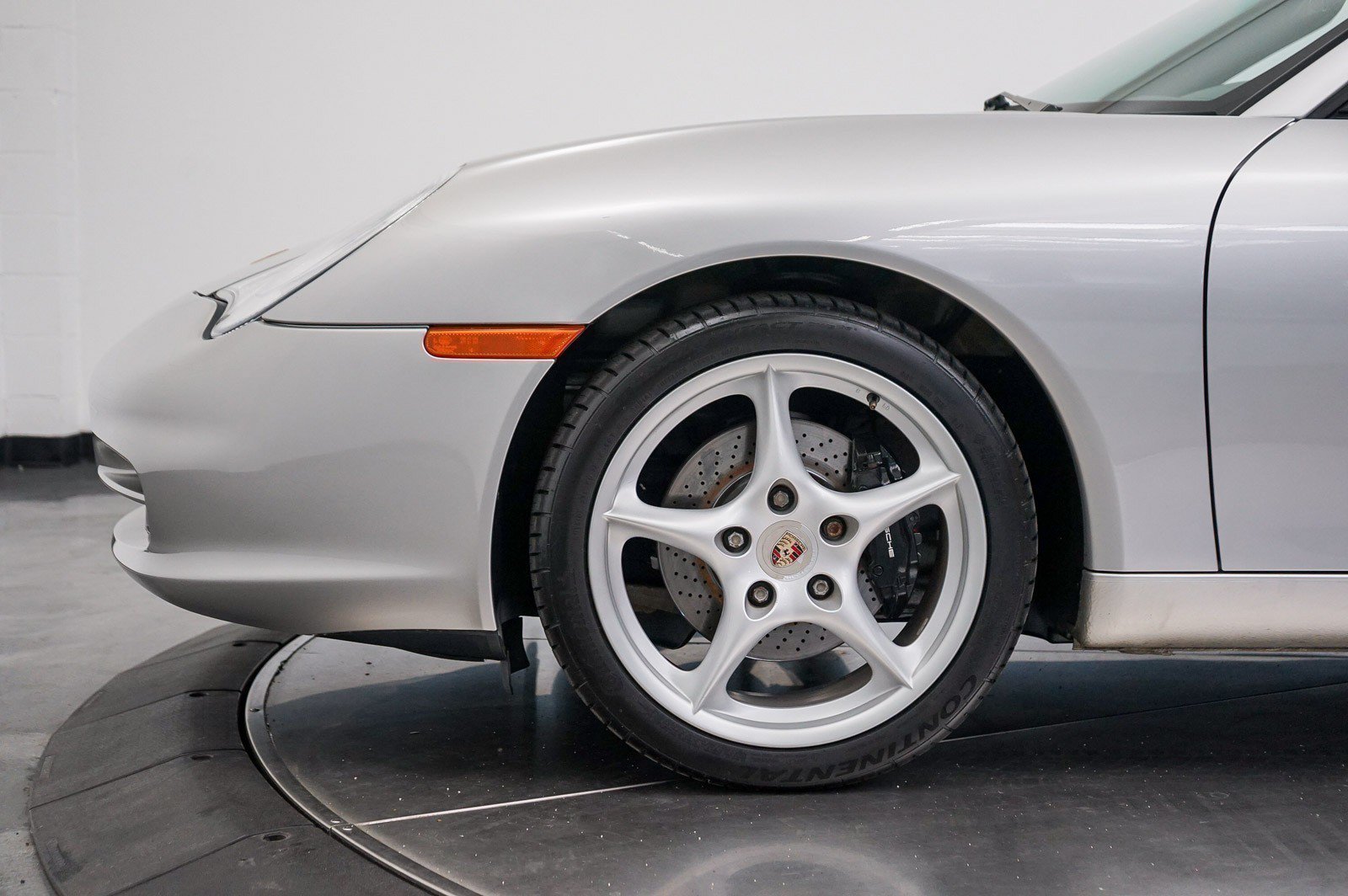 Used 2003 Porsche 911 Carrera RWD image 24