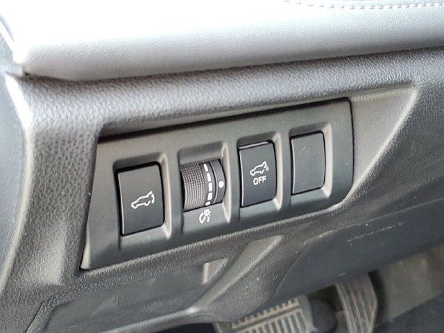 Used 2023 Subaru Outback Touring AWD/4WD image 8
