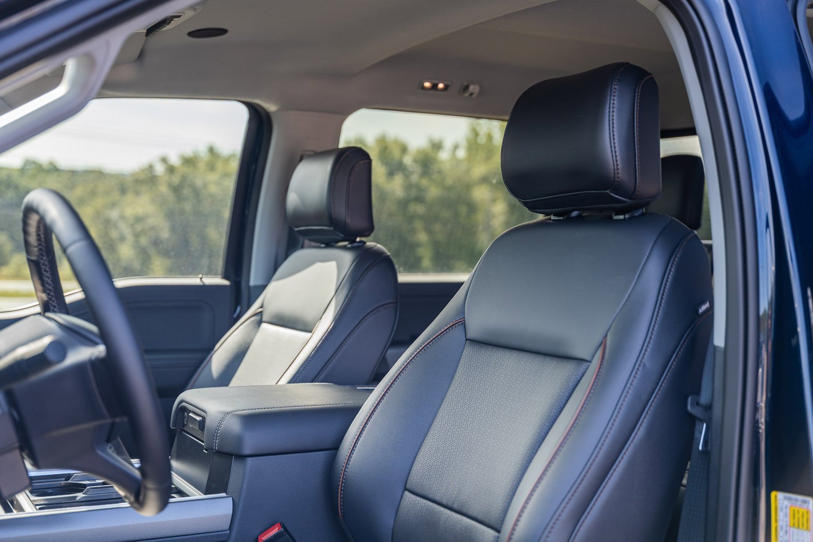 New 2025 Ford F250 Lariat w/ Lariat Ultimate Package image 27