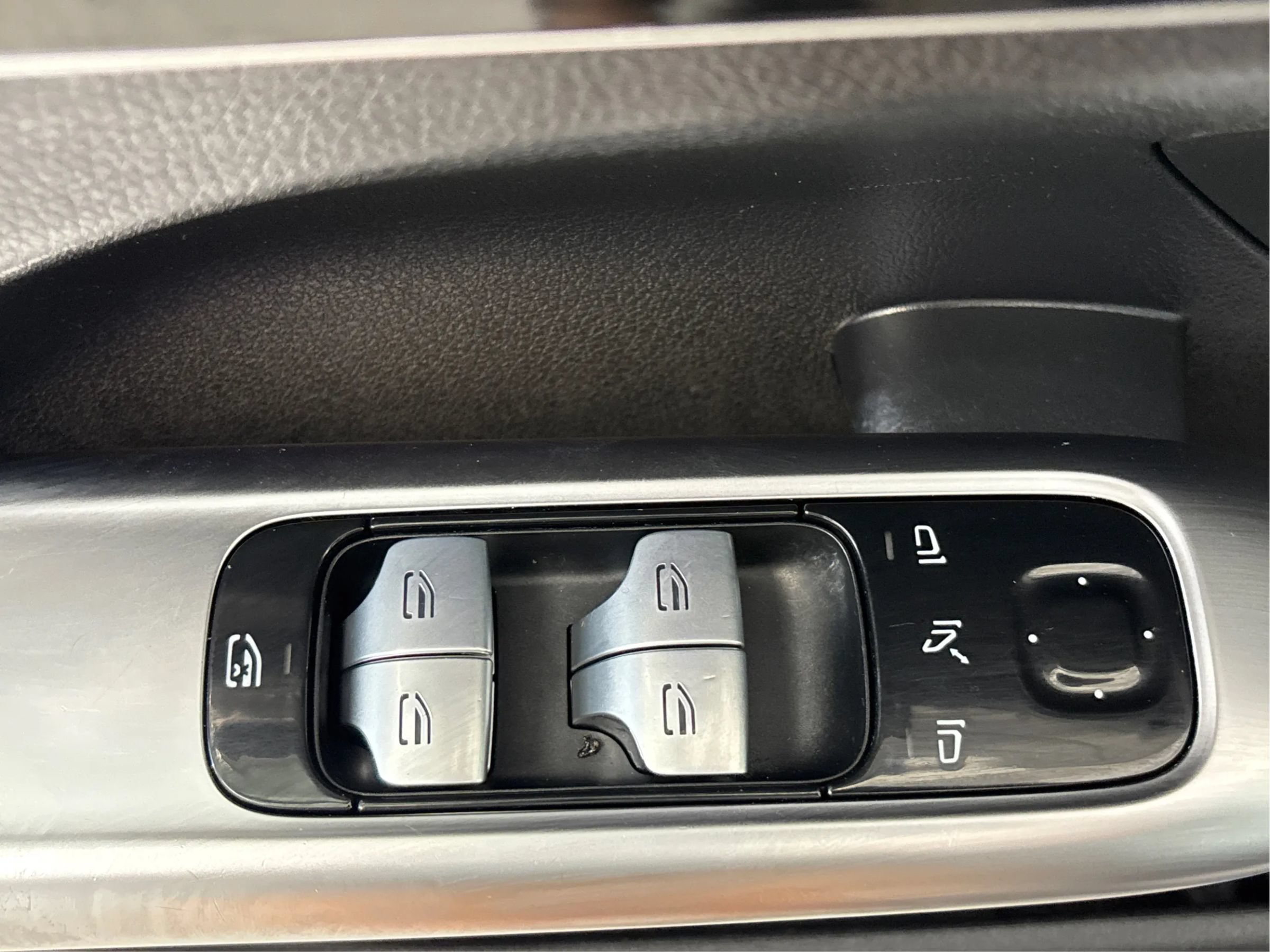 Used 2022 Mercedes-Benz C 300 4MATIC Sedan image 40